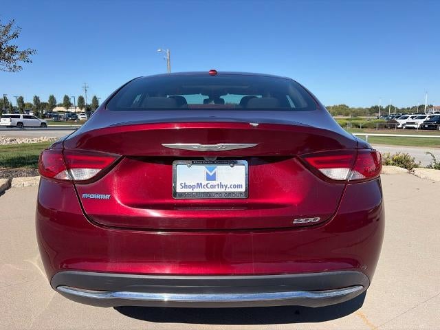 2015 Chrysler 200 Limited