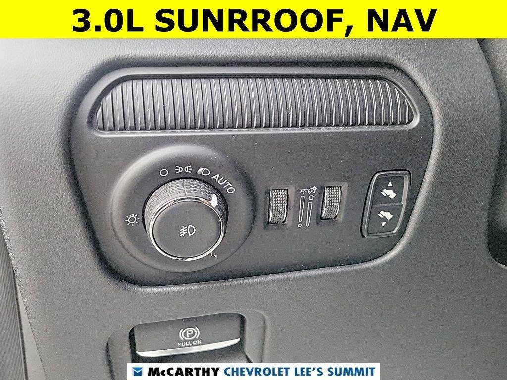 2023 Jeep Grand Wagoneer L Series II