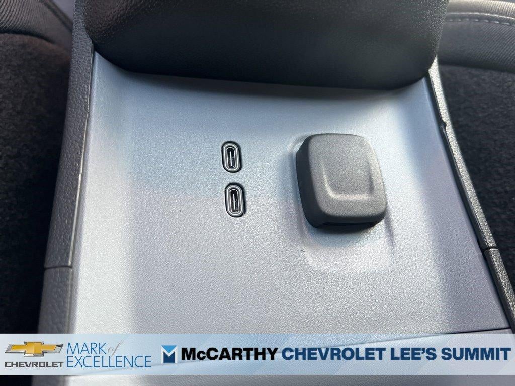 2027 Chevrolet Bolt FWD 4dr LT