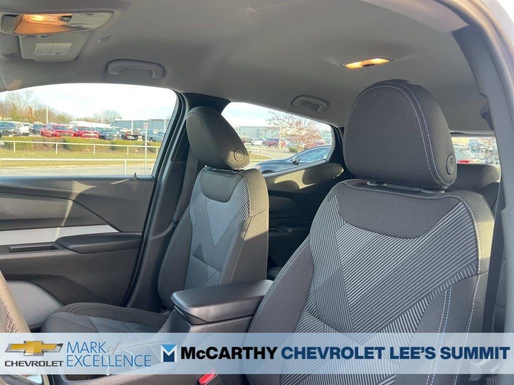 2027 Chevrolet Bolt FWD 4dr LT