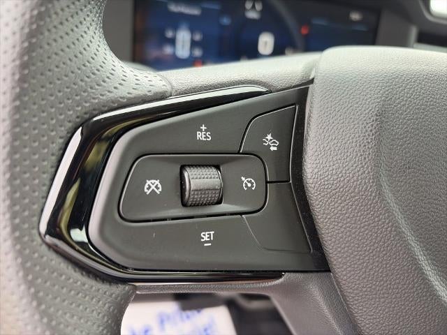 2027 Chevrolet Bolt FWD 4dr LT
