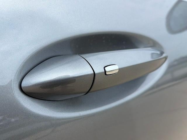 2027 Chevrolet Bolt FWD 4dr LT