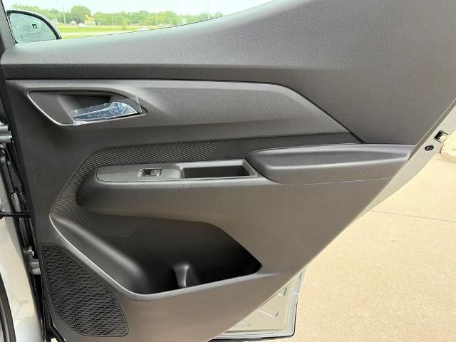 2027 Chevrolet Bolt FWD 4dr LT