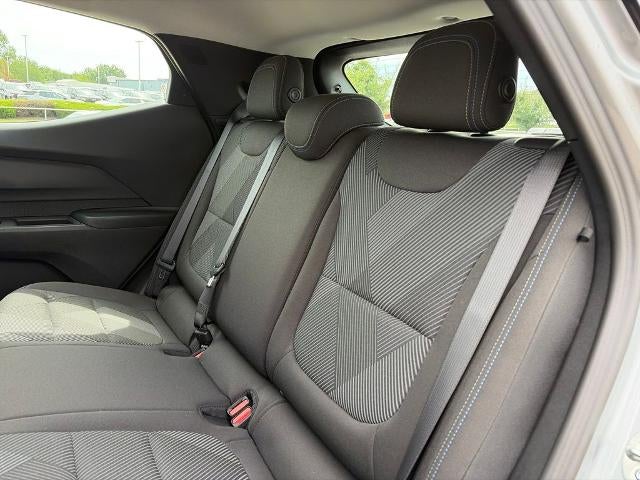 2027 Chevrolet Bolt FWD 4dr LT