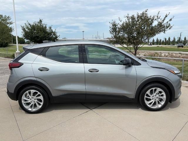 2027 Chevrolet Bolt FWD 4dr LT