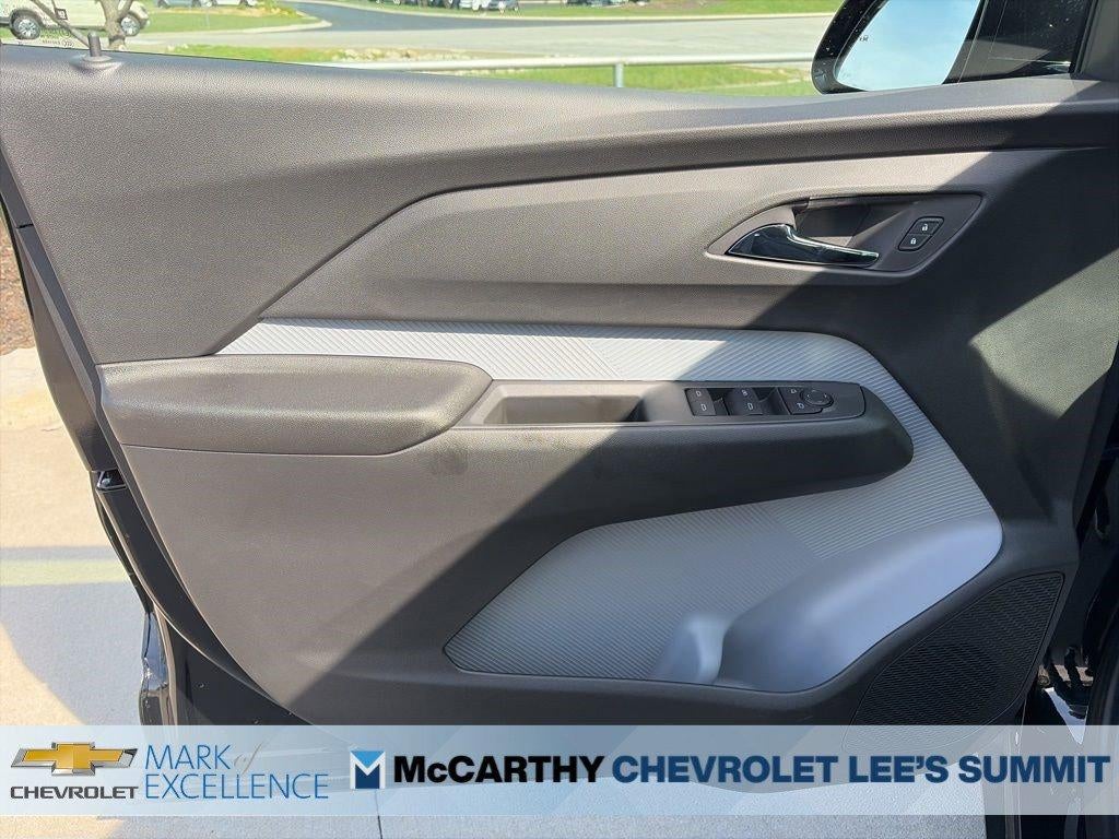 2027 Chevrolet Bolt FWD 4dr LT