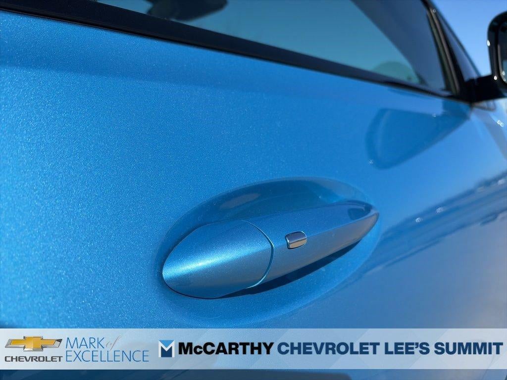 2027 Chevrolet Bolt FWD 4dr LT