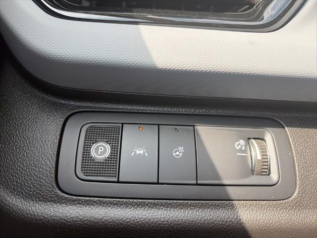 2027 Chevrolet Bolt FWD 4dr LT