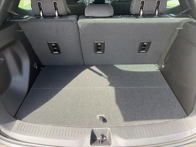 2027 Chevrolet Bolt FWD 4dr LT