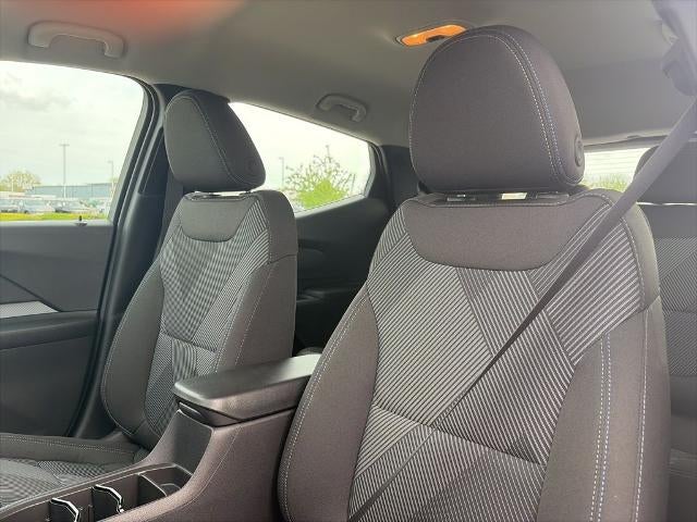 2027 Chevrolet Bolt FWD 4dr LT
