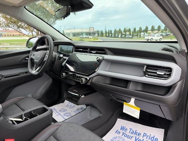 2027 Chevrolet Bolt FWD 4dr RS