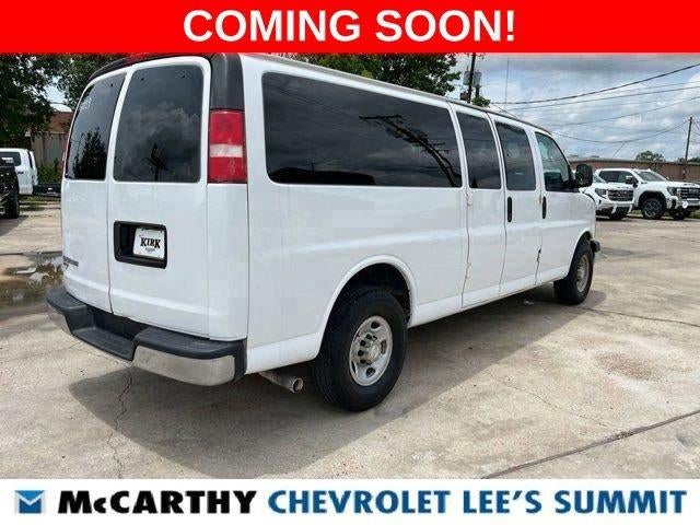 2017 Chevrolet Express Passenger 3500 LT