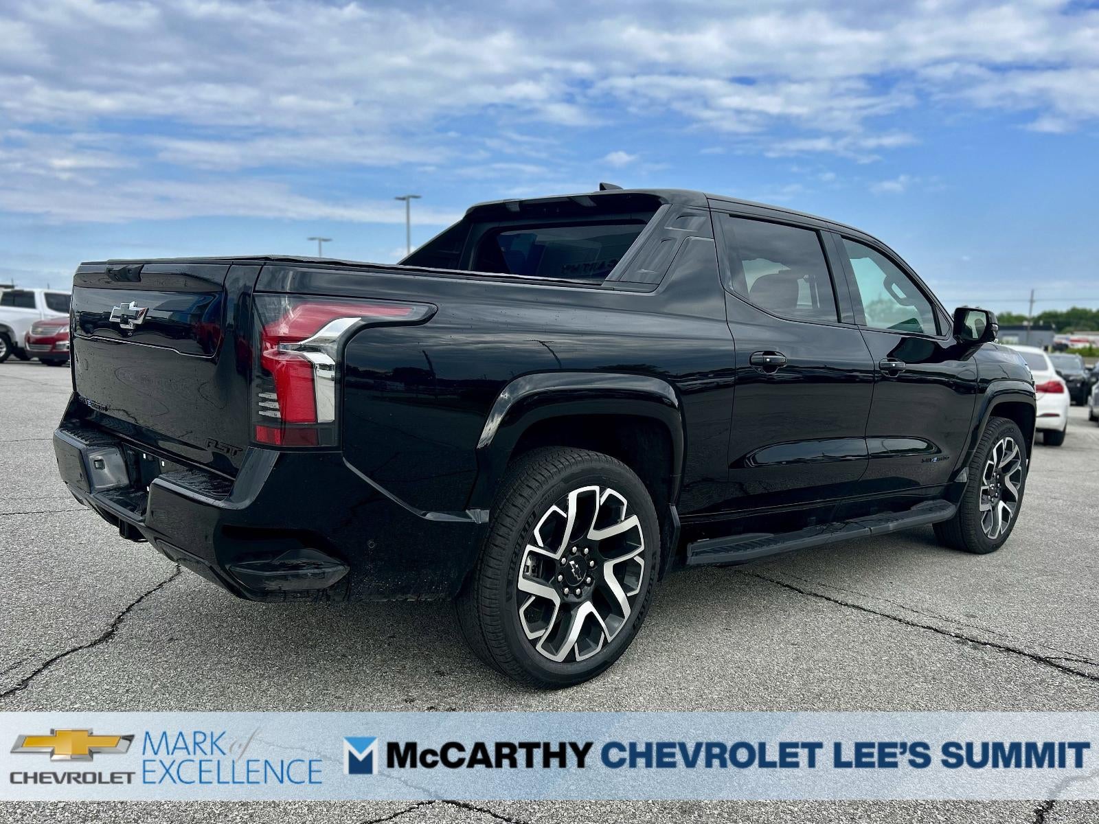 2024 Chevrolet Silverado EV e4WD Crew Cab RST