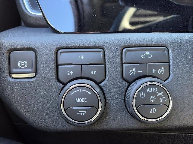2026 Chevrolet Silverado 2500 HD Crew Cab Standard Box 4-Wheel Drive LT