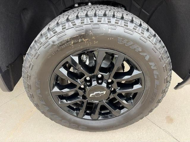 2026 Chevrolet Silverado 2500 HD Crew Cab Standard Box 4-Wheel Drive LT