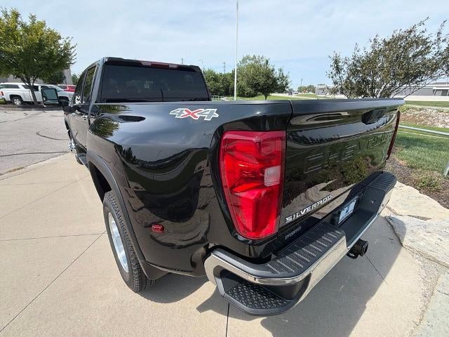 2026 Chevrolet Silverado 3500 HD Crew Cab Long Box 4-Wheel Drive LTZ