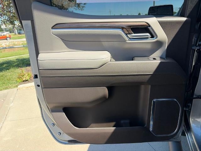2026 Chevrolet Silverado 1500 Crew Cab Short Box 4-Wheel Drive RST