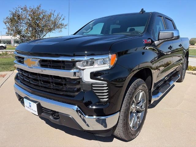 2026 Chevrolet Silverado 1500 Crew Cab Short Box 4-Wheel Drive LT 1LT