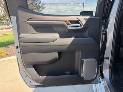 2026 Chevrolet Silverado 1500 Crew Cab Short Box 4-Wheel Drive High Country