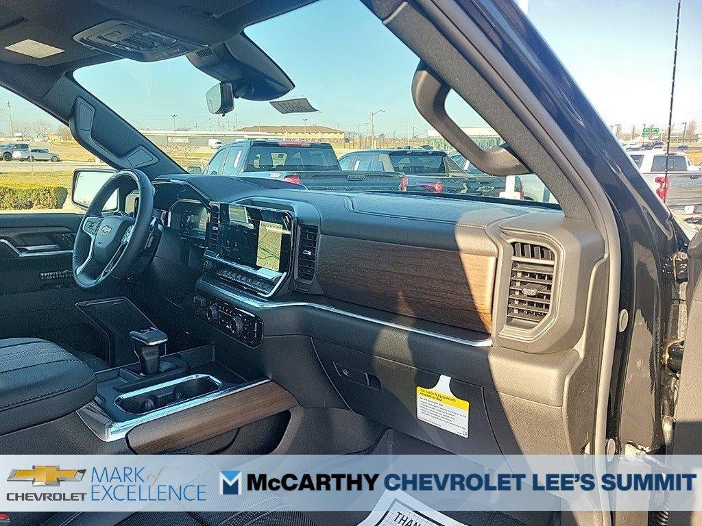 2026 Chevrolet Silverado 1500 Crew Cab Short Box 4-Wheel Drive High Country