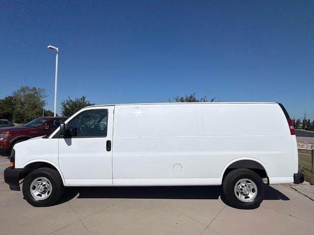 2025 Chevrolet Express Cargo Base