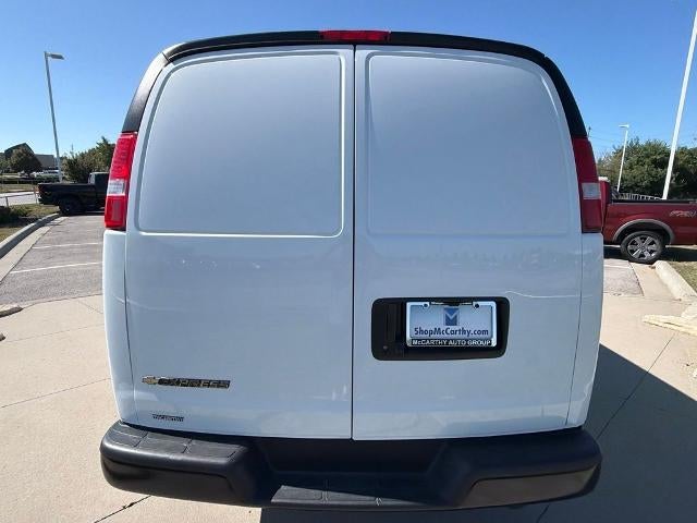 2025 Chevrolet Express Cargo Base