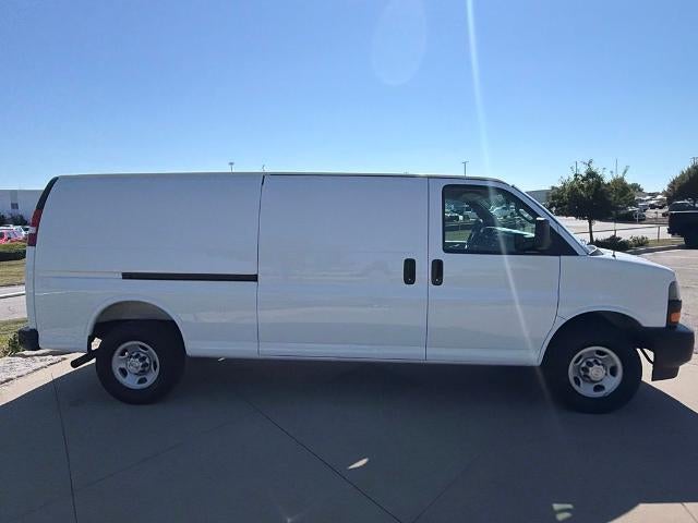 2025 Chevrolet Express Cargo Base