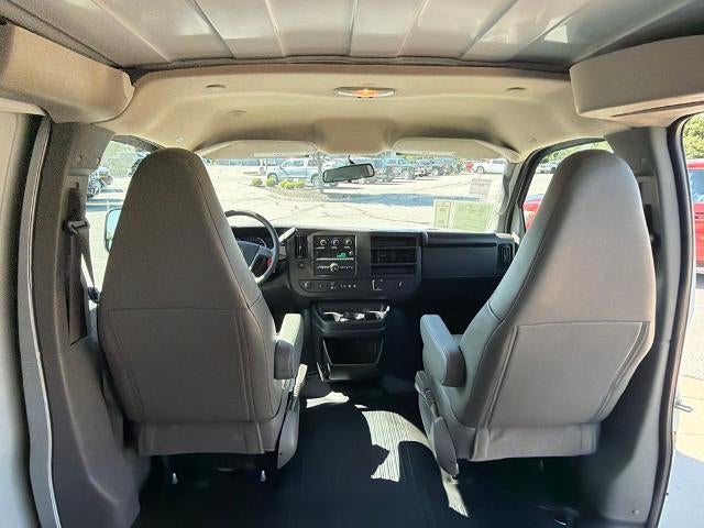 2025 Chevrolet Express Cargo Base