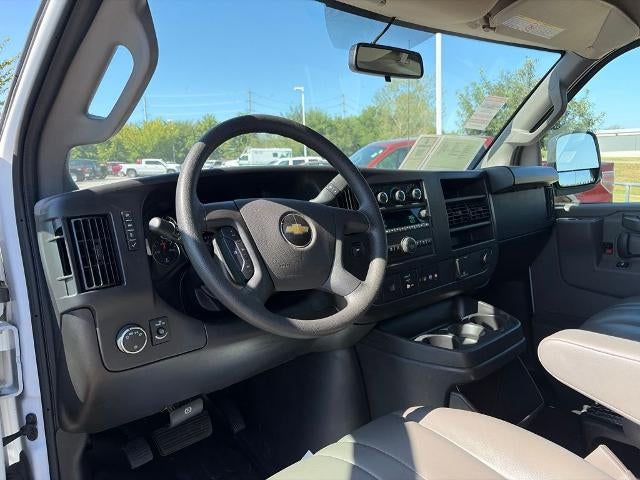 2025 Chevrolet Express Cargo Base