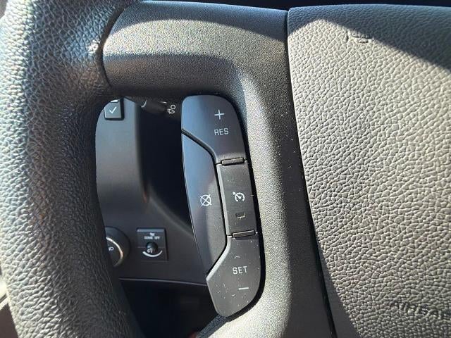 2025 Chevrolet Express Cargo Base