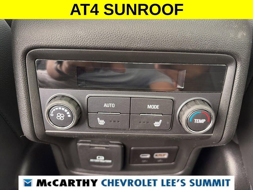 2023 GMC Acadia AT4