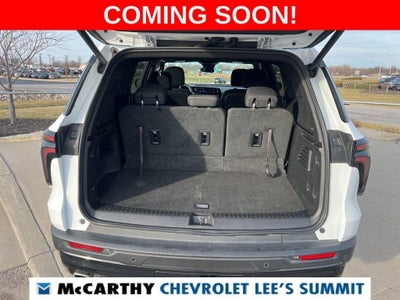 2025 Chevrolet Traverse LT