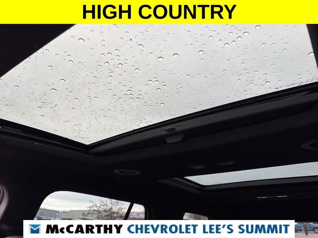 2023 Chevrolet Traverse High Country
