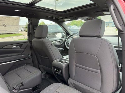 2027 Chevrolet Traverse LT w/2LT