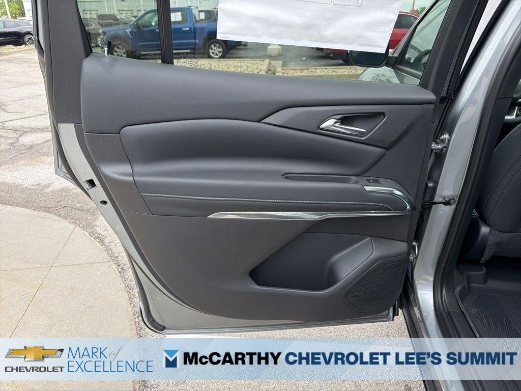2026 Chevrolet Traverse LT w/2LT