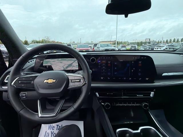 2027 Chevrolet Traverse LT w/2LT