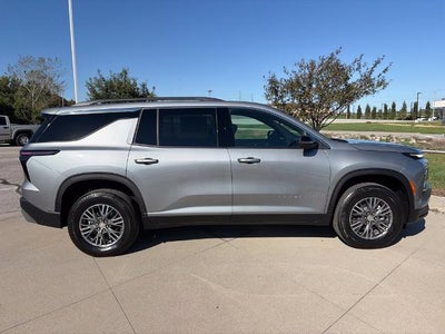 2027 Chevrolet Traverse LT w/2LT