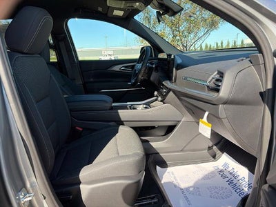 2027 Chevrolet Traverse LT w/2LT