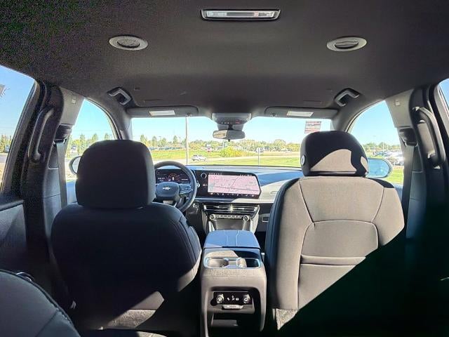 2027 Chevrolet Traverse LT w/2LT
