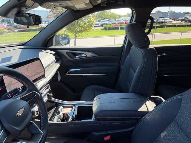 2027 Chevrolet Traverse LT w/2LT