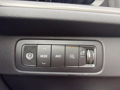 2027 Chevrolet Traverse LT w/2LT