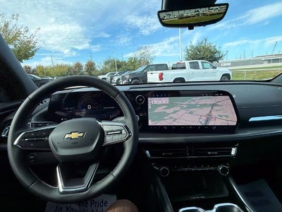 2027 Chevrolet Traverse LT w/2LT