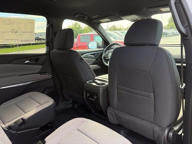 2027 Chevrolet Traverse LT w/2LT