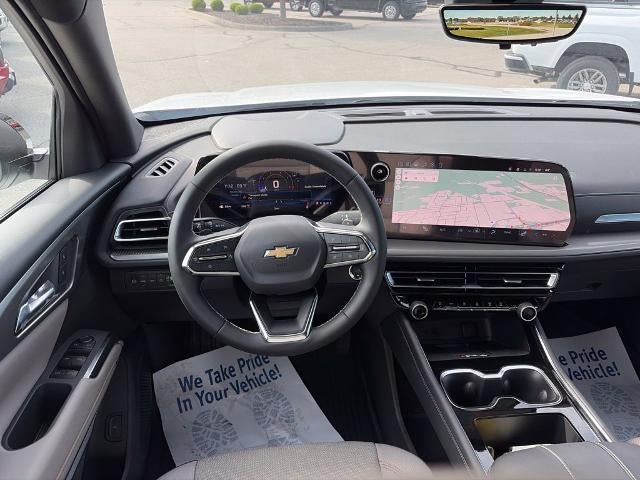 2027 Chevrolet Traverse LT w/2LT