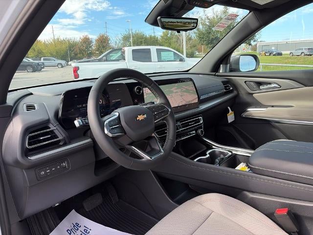 2027 Chevrolet Traverse LT w/2LT