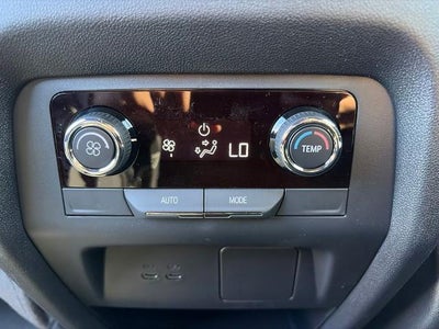 2026 Chevrolet Traverse LT w/2LT