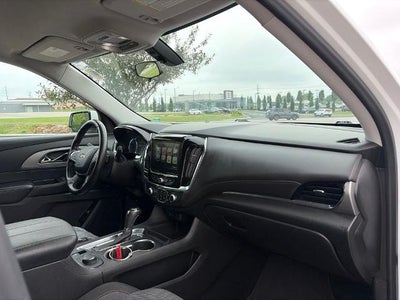 2018 Chevrolet Traverse LT Cloth
