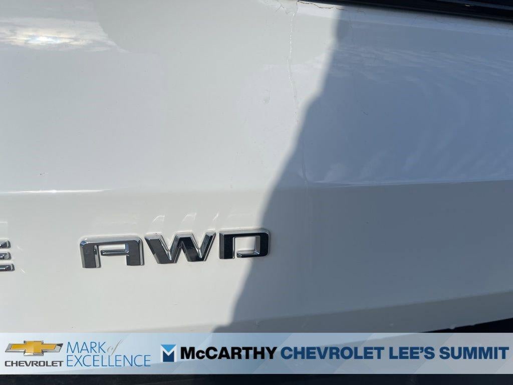 2025 Chevrolet Traverse LT w/2LT