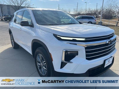 2025 Chevrolet Traverse LT w/2LT
