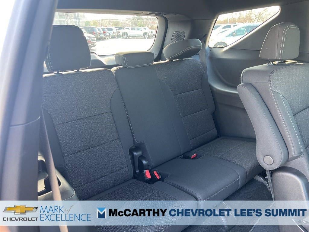 2025 Chevrolet Traverse LT w/2LT